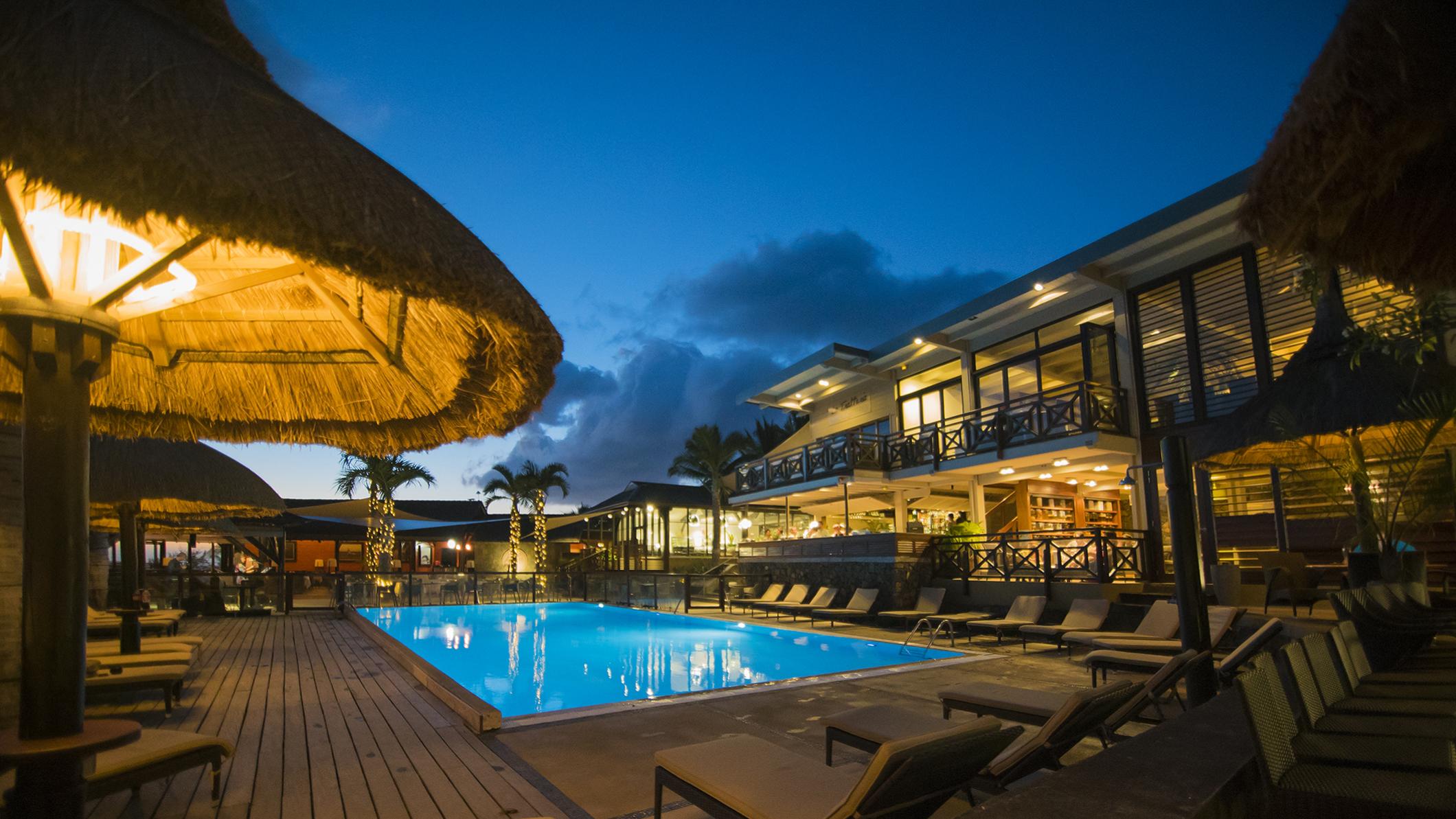 Iloha Seaview Hotel Сен-Лу Екстериор снимка